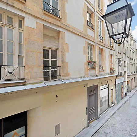 Charming - 2p - Sentier Montorgueil * Paris