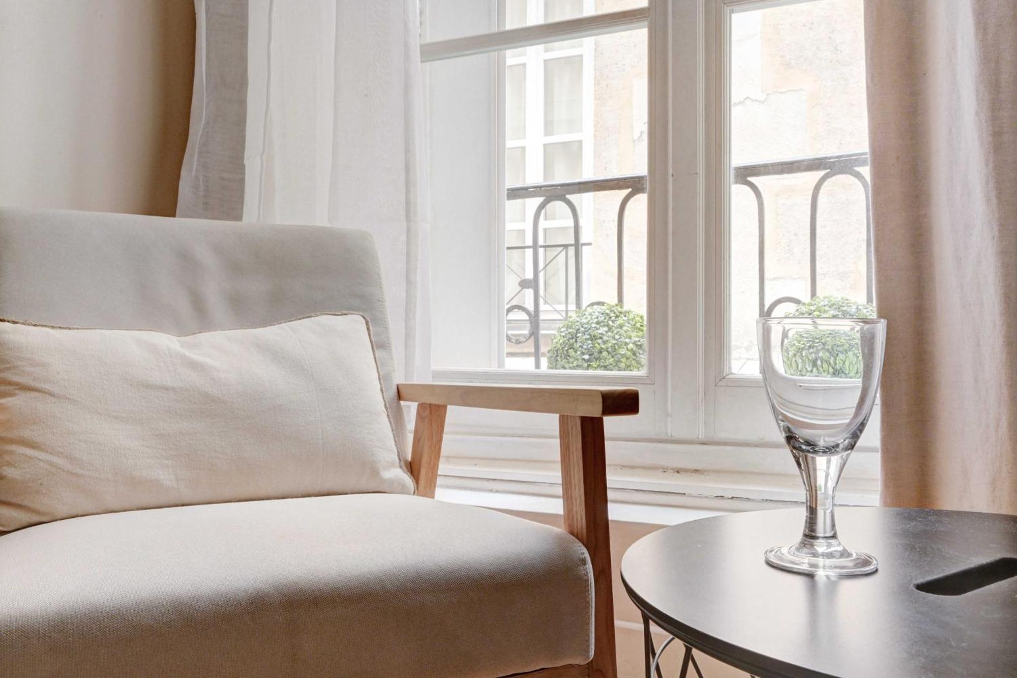 Charming - 2p - Sentier Montorgueil Paris